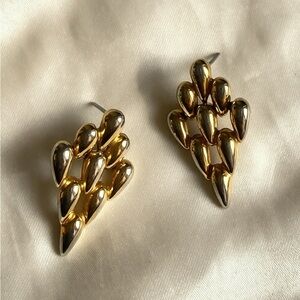 Boutique | Vintage Elegant Gold Teardrop Earrings